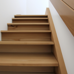 Escalier en Bois : Alliance Parfaite entre Tradition et Modernité pour un Intérieur Accueillant Crepy-en-Valois